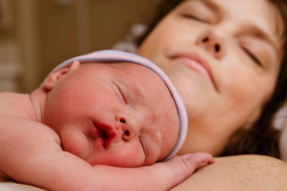 Embracing New Horizons: The Significance of the First Hour in Your Baby's Life